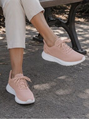 Kizik Pink Knit Hands Free Slip On Sneakers Women’s